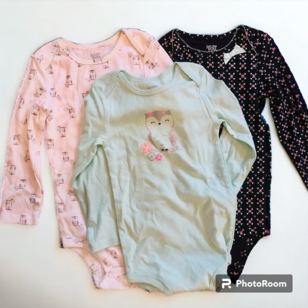 3 Pack Long Sleeved Onesies Size 24 Months